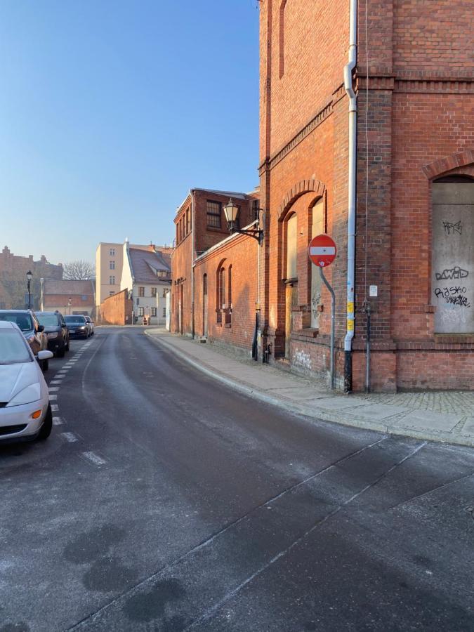 Browarna 2 Apartment Torun Bagian luar foto