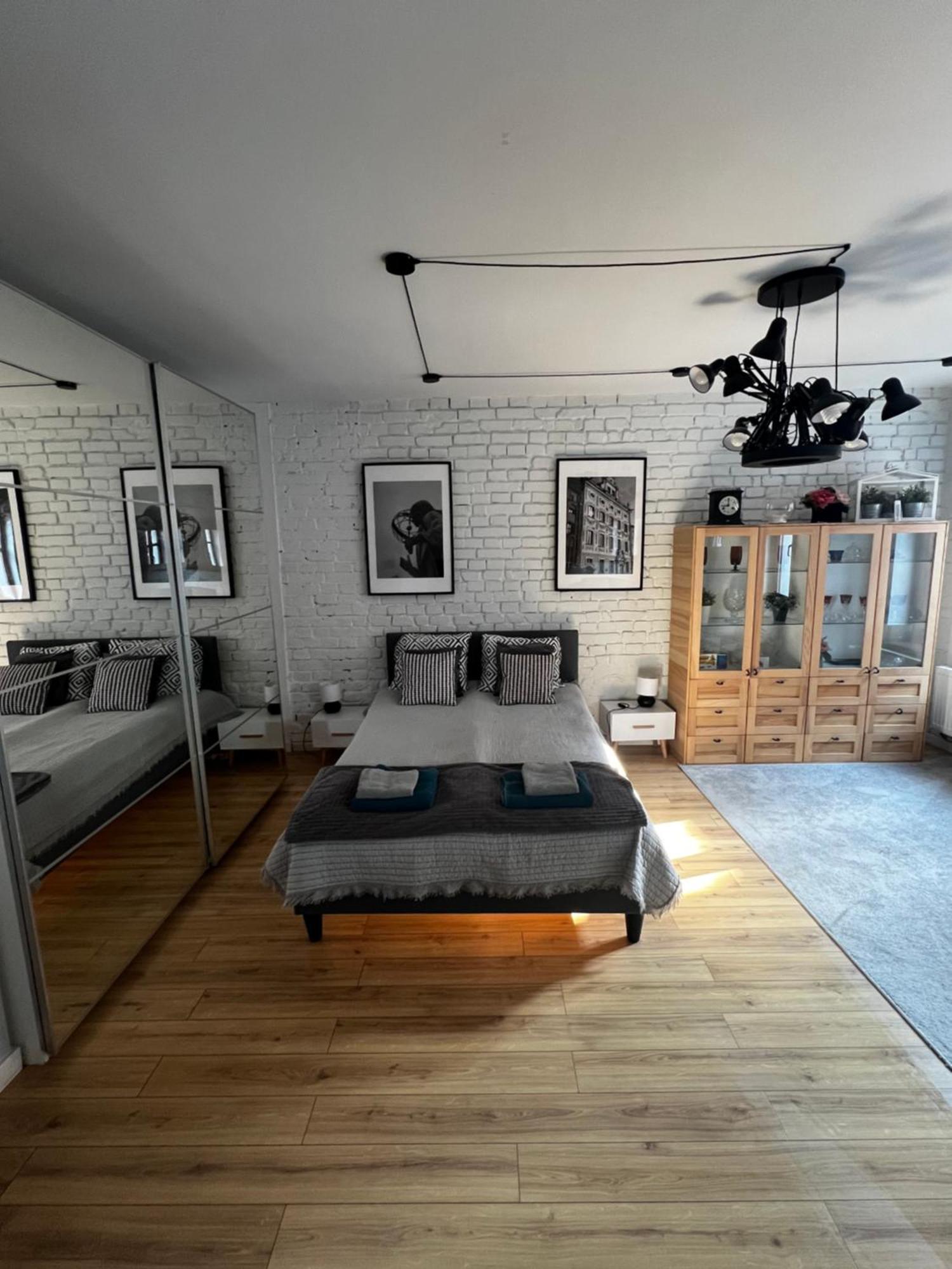 Browarna 2 Apartment Torun Bagian luar foto
